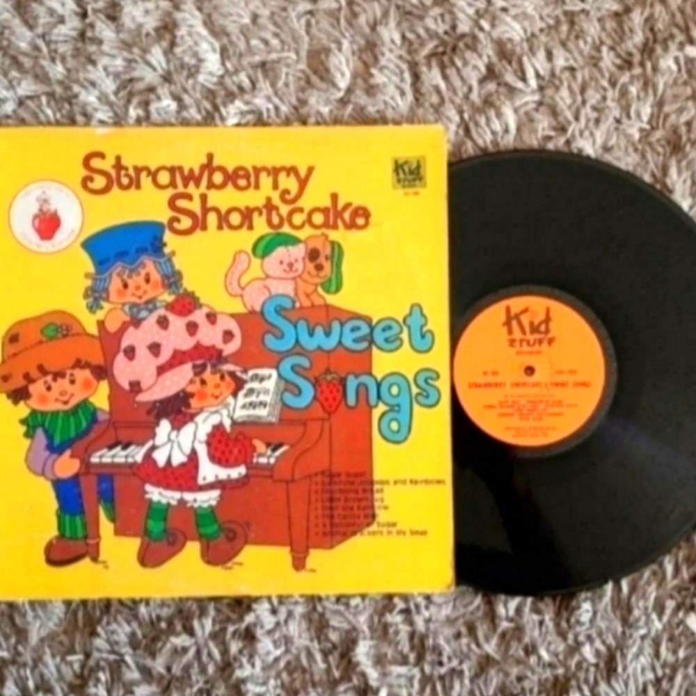 Strawberry Shortcake Sweet Songs vintage 1980 vinyl record LP